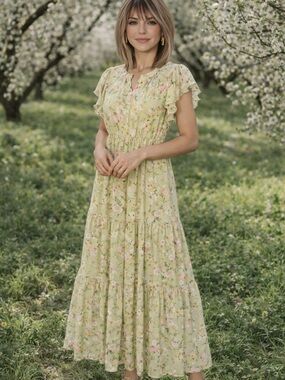 entro Spring Green Floral Maxi Dress